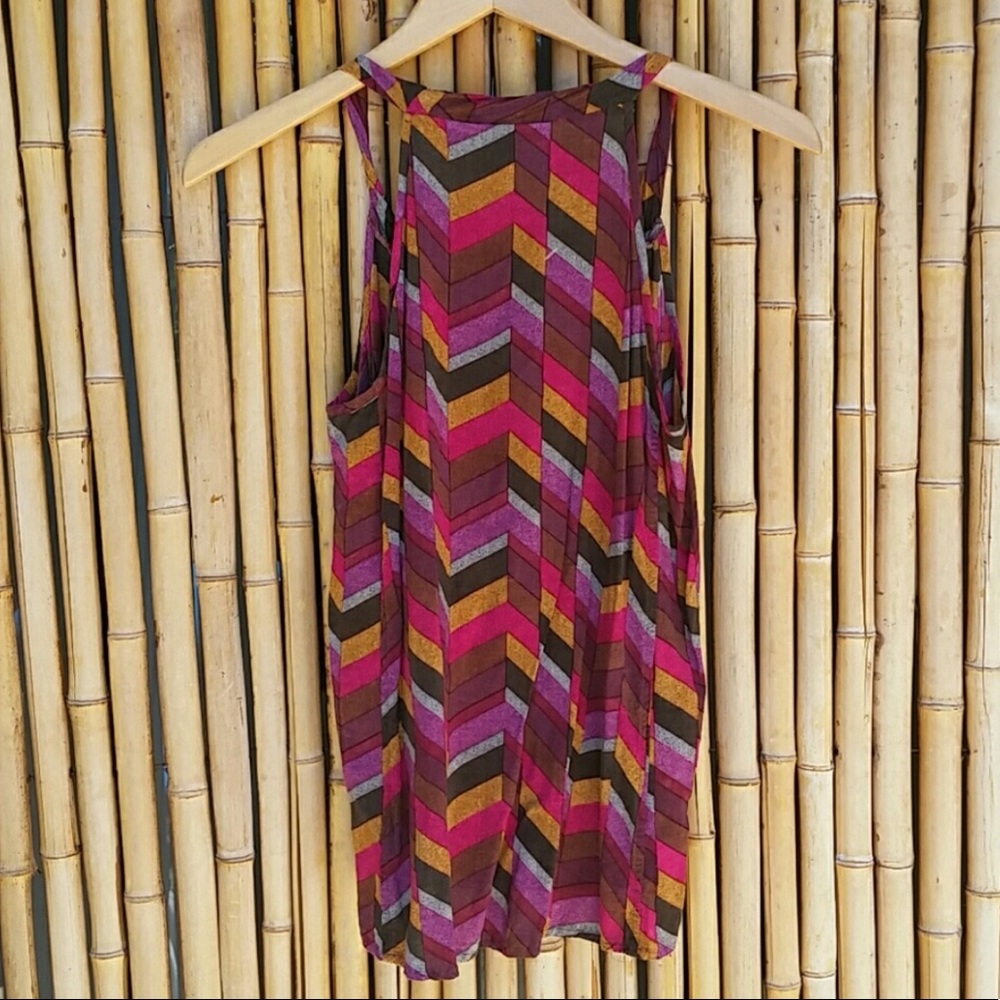 APT9 Pink Gold Black Geo Graphic Print Top - Picture 2 of 5